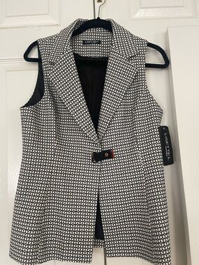 LISETTE Montreal Black and White Sleeveless Patterned Vest Blazer